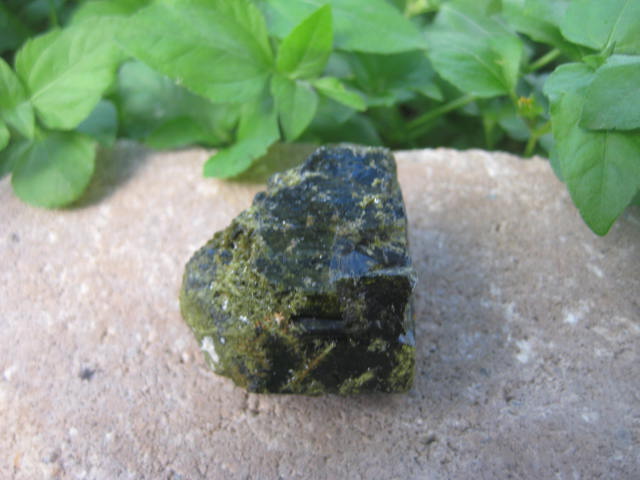 Epidote release of negativity, embracing positive patterns, attraction of what one emanates 3977
